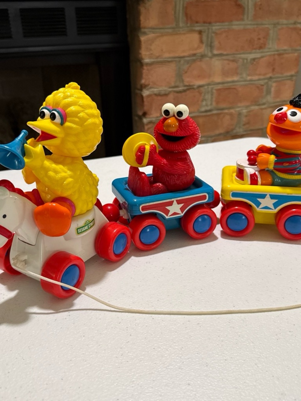 Sesame Street Pull-Along Train with Yellow Big Bird, Red Elmo & Orange Ernie